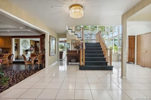 $2,150,000 | 30 Thixton Drive, Hewlett, NY 11557