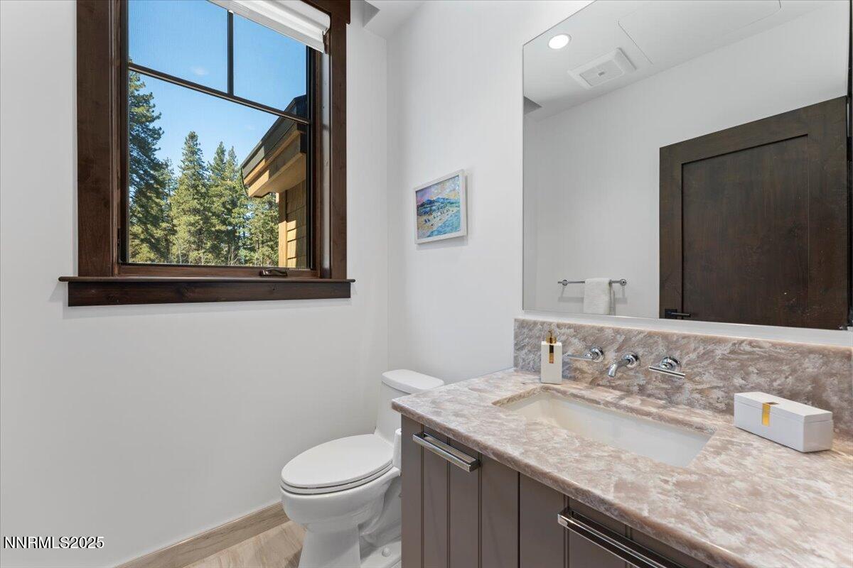 46 Beach Club Drive, Unit 901 Stateline, NV 89449 - Photo 23 of 40 26-46 Beach Club Drive Unit 901 Statelin