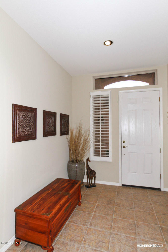 4163 East Walnut Road Gilbert, AZ 85298 - Photo 4 of 30 Entry