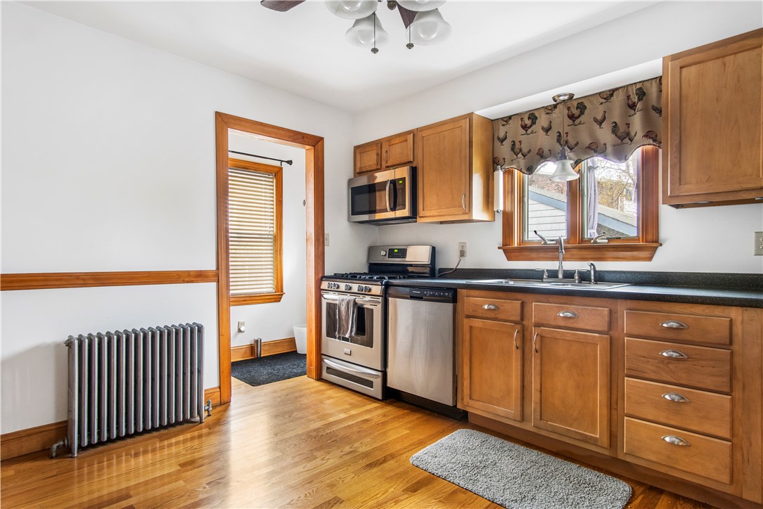 29 Kaufman Road Tiverton, RI 02878 - Photo 6 of 18