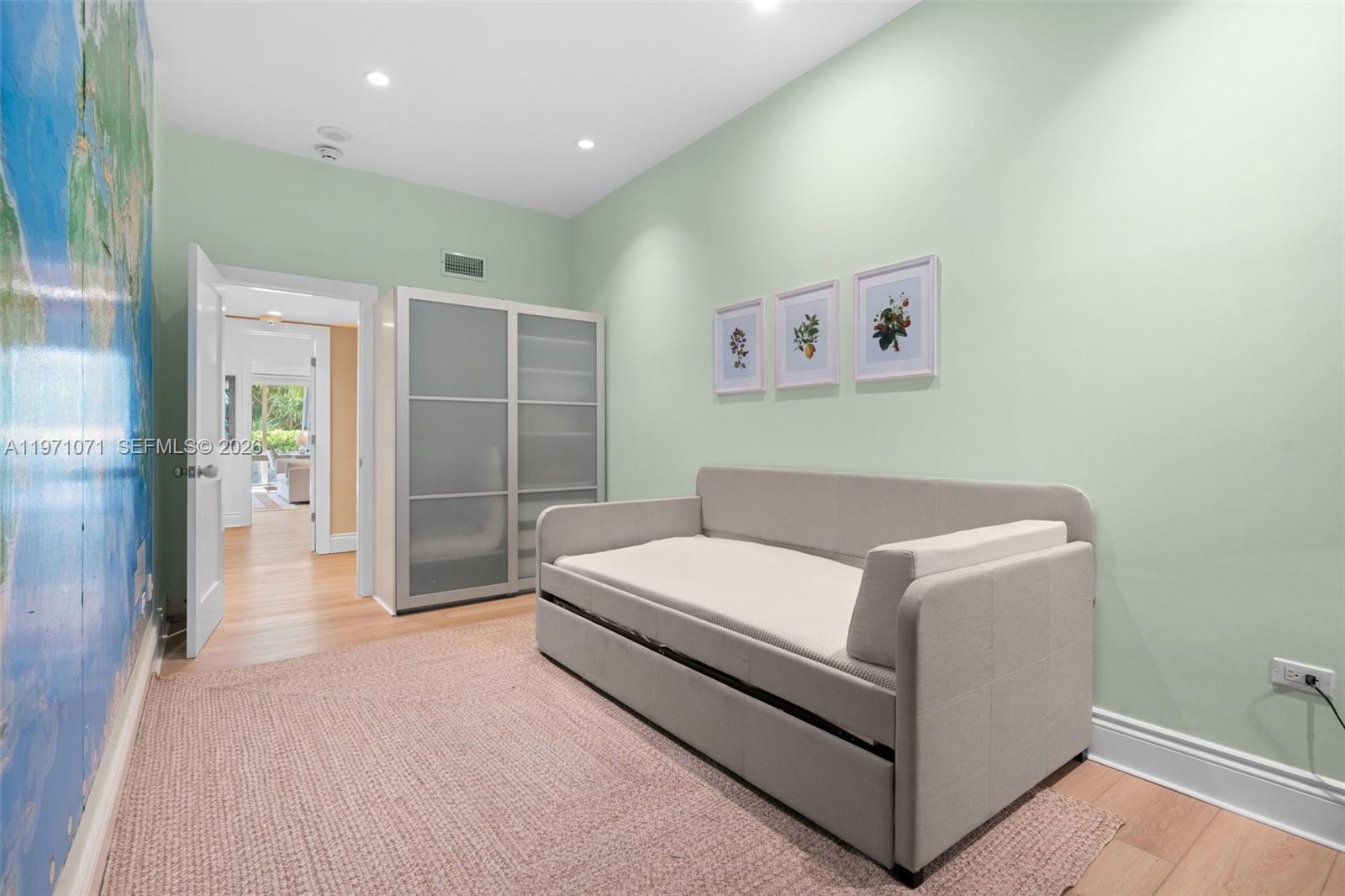 200 Ocean Ln Drive, Unit 108 Key Biscayne, FL 33149 - Photo 19 of 39