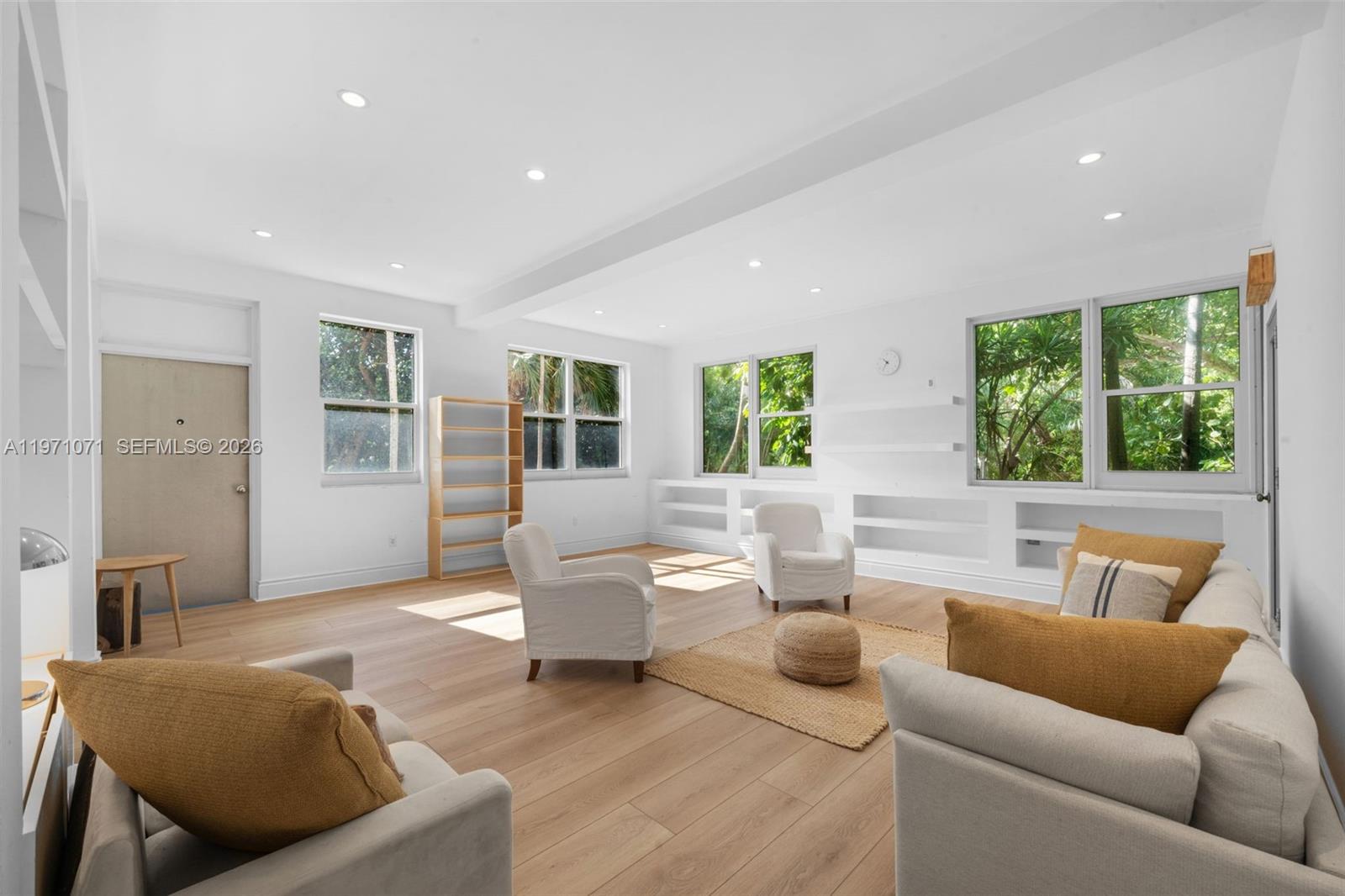 200 Ocean Ln Drive, Unit 108 Key Biscayne, FL 33149 - Photo 7 of 39