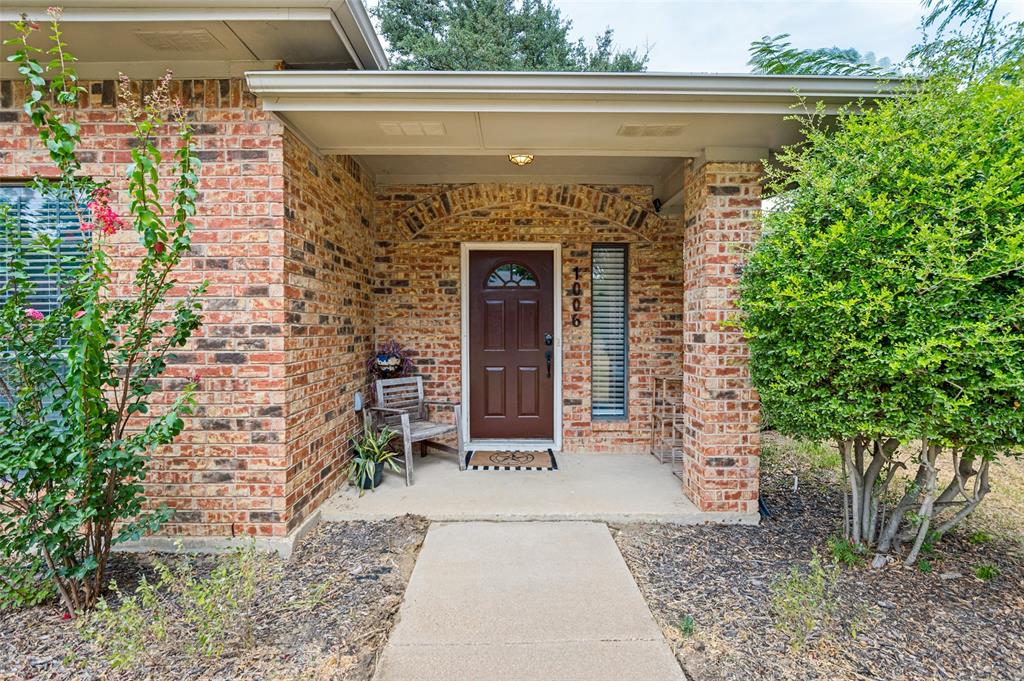 1006 Ridgeview Carrollton, TX 75007 - Photo 2 of 27 Gallery Image 2