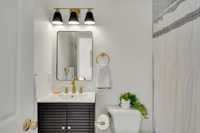 $1,150,000 | 56 Bartlett Street, Unit 56, Watertown, MA 02472