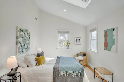 $1,150,000 | 56 Bartlett Street, Unit 56, Watertown, MA 02472