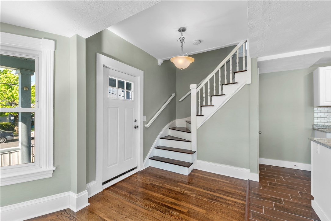 39 Crescent Road Pawtucket, RI 02861 - Photo 14 of 47