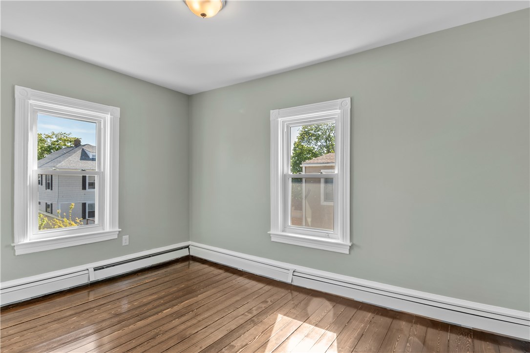 39 Crescent Road Pawtucket, RI 02861 - Photo 22 of 47