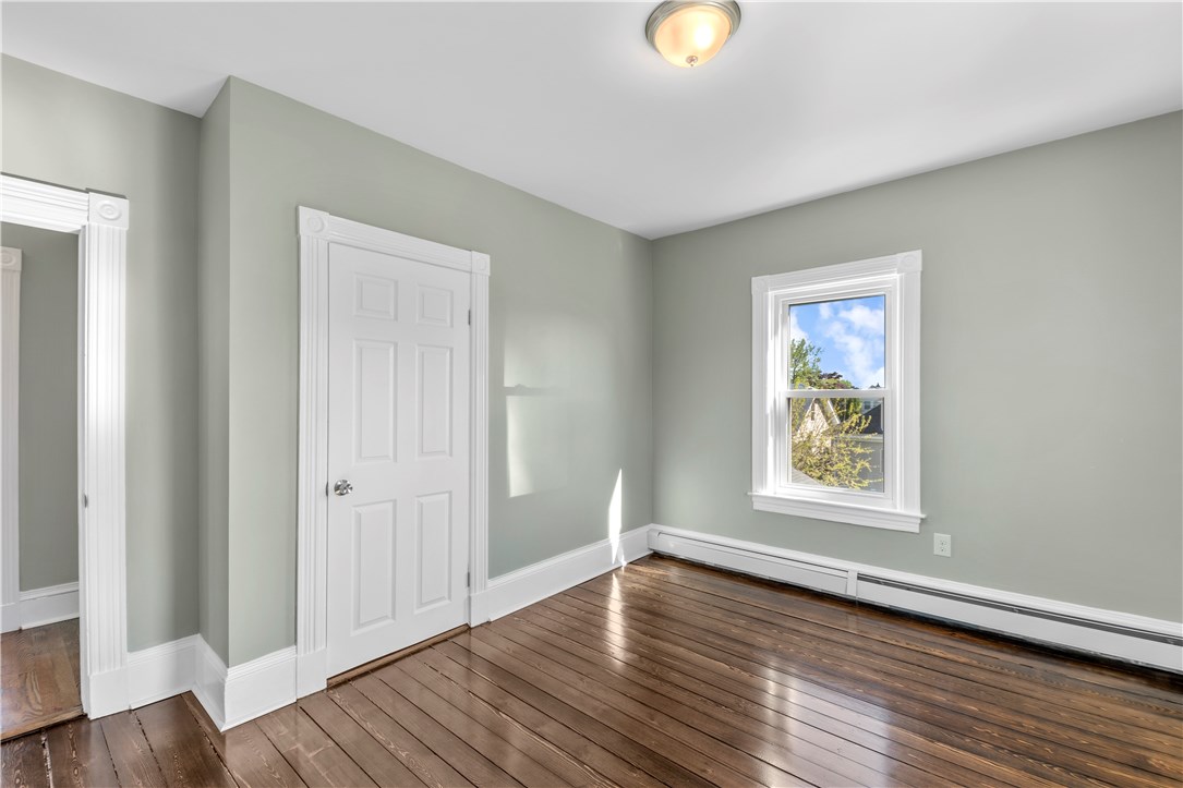 39 Crescent Road Pawtucket, RI 02861 - Photo 23 of 47