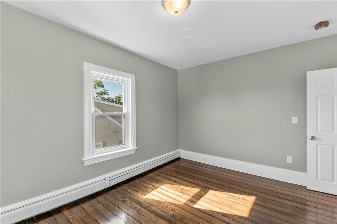 39 Crescent Road Pawtucket, RI 02861 - Photo 24 of 47