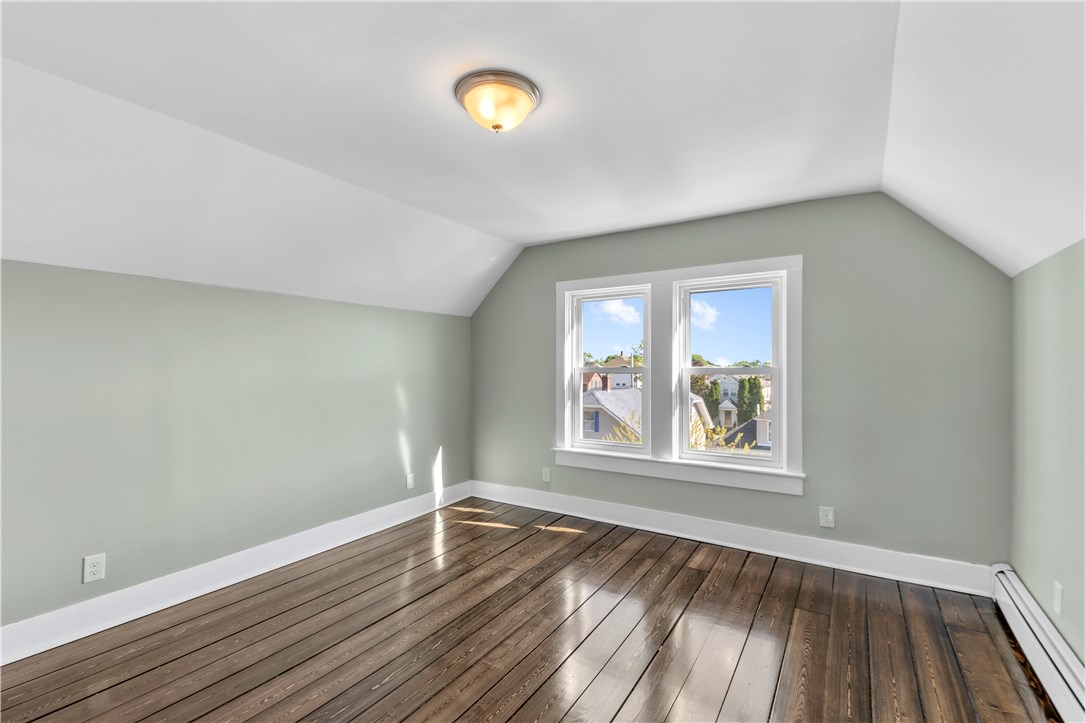 39 Crescent Road Pawtucket, RI 02861 - Photo 33 of 47