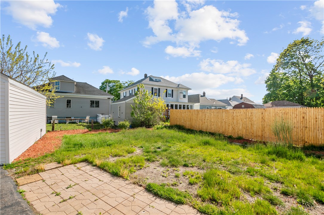 39 Crescent Road Pawtucket, RI 02861 - Photo 45 of 47