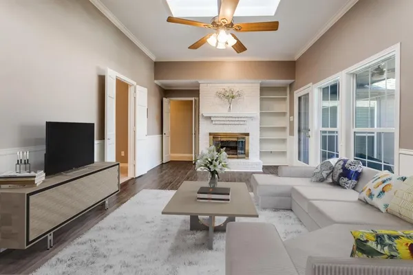 $3,300 | 10127 Chisholm Trail, Dallas, TX 75243