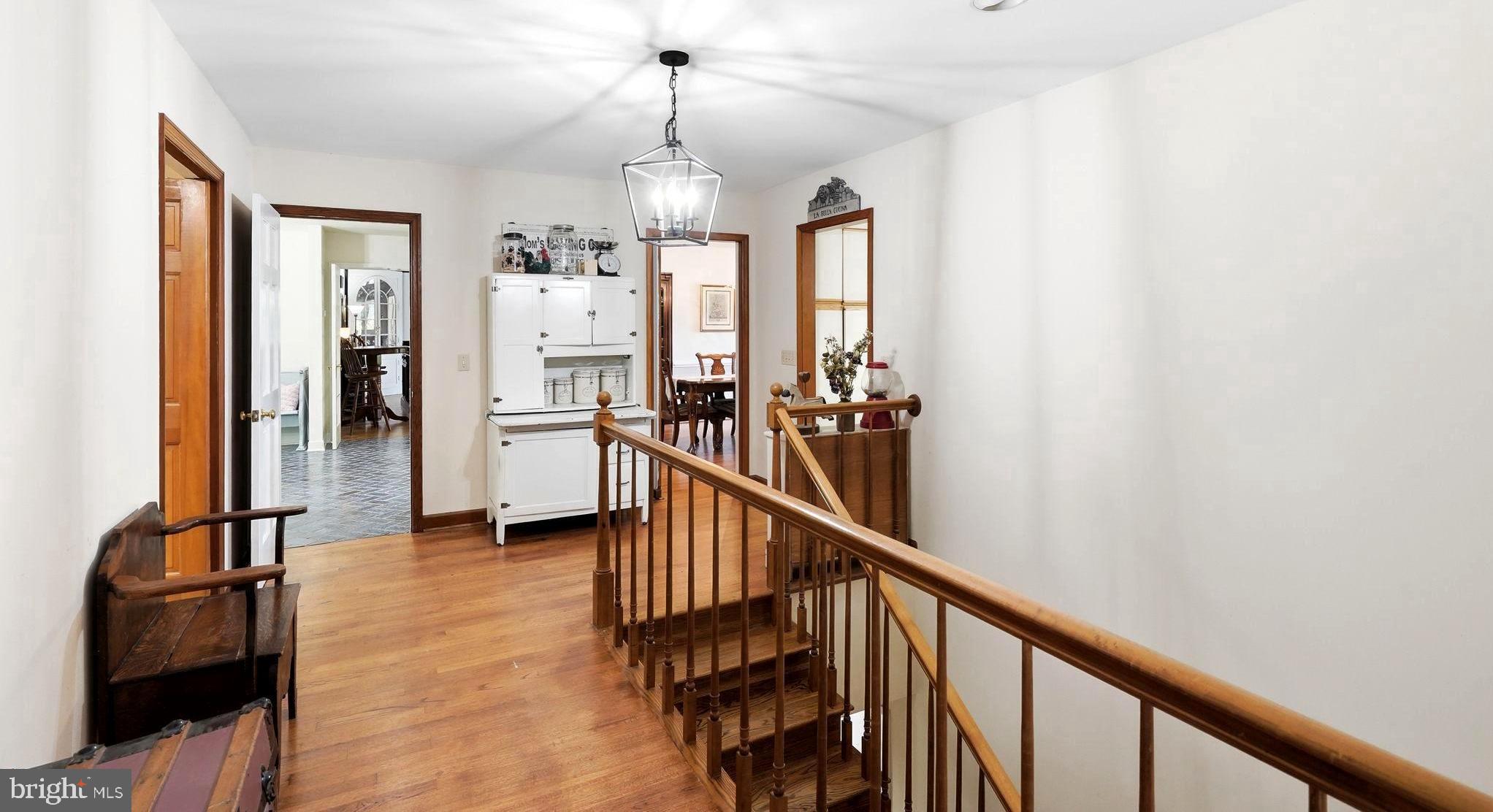 750 Levelgreen Road Lancaster, VA 22503 - Photo 52 of 107 Main Level Hallway