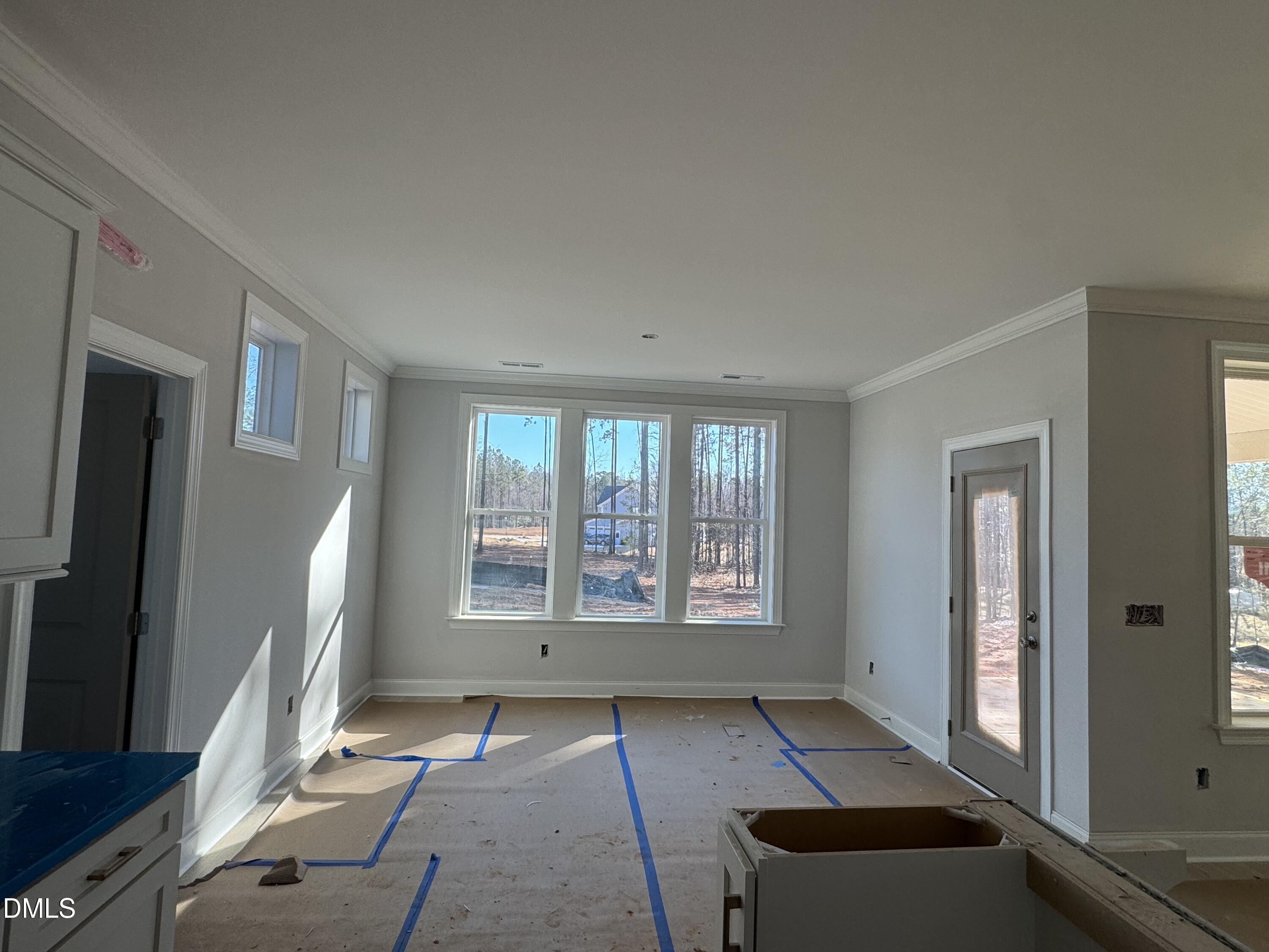 45 West Victoria Ridge Drive, Unit 32 Selma, NC 27576 - Photo 7 of 11 Dining area