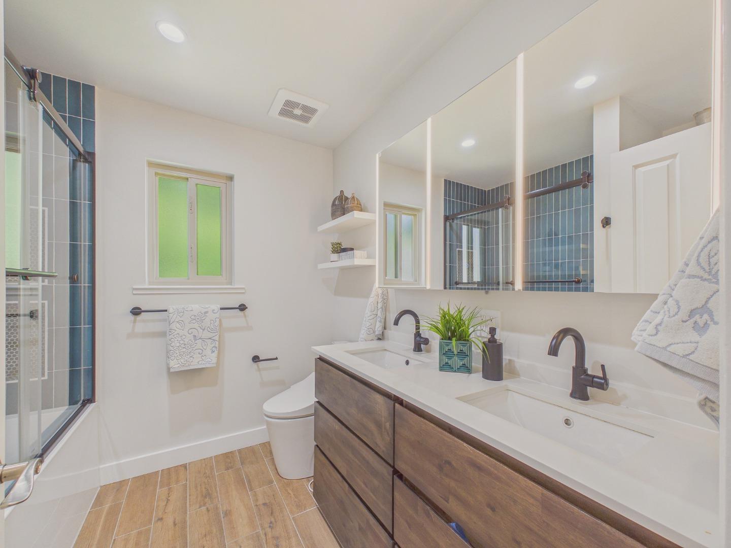 264 North Whisman Road, Unit 13 Mountain View, CA 94043 - Photo 8 of 24