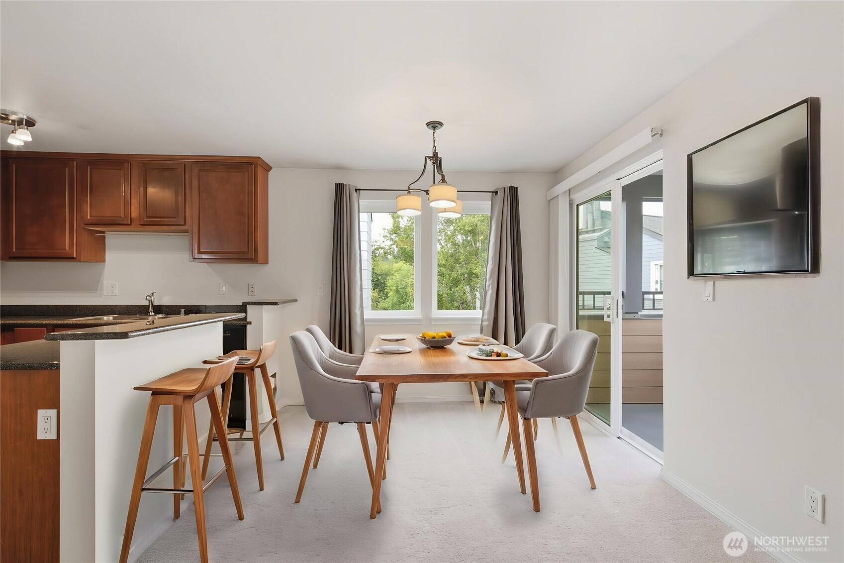 20322 Bothell Everett Highway, Unit E301 Bothell, WA 98012 - Photo 5 of 36 Gallery Image 5