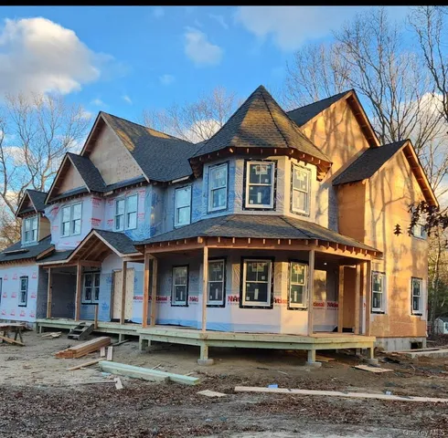 $1,200,000 | 25 A Randall, Shoreham, NY 11786