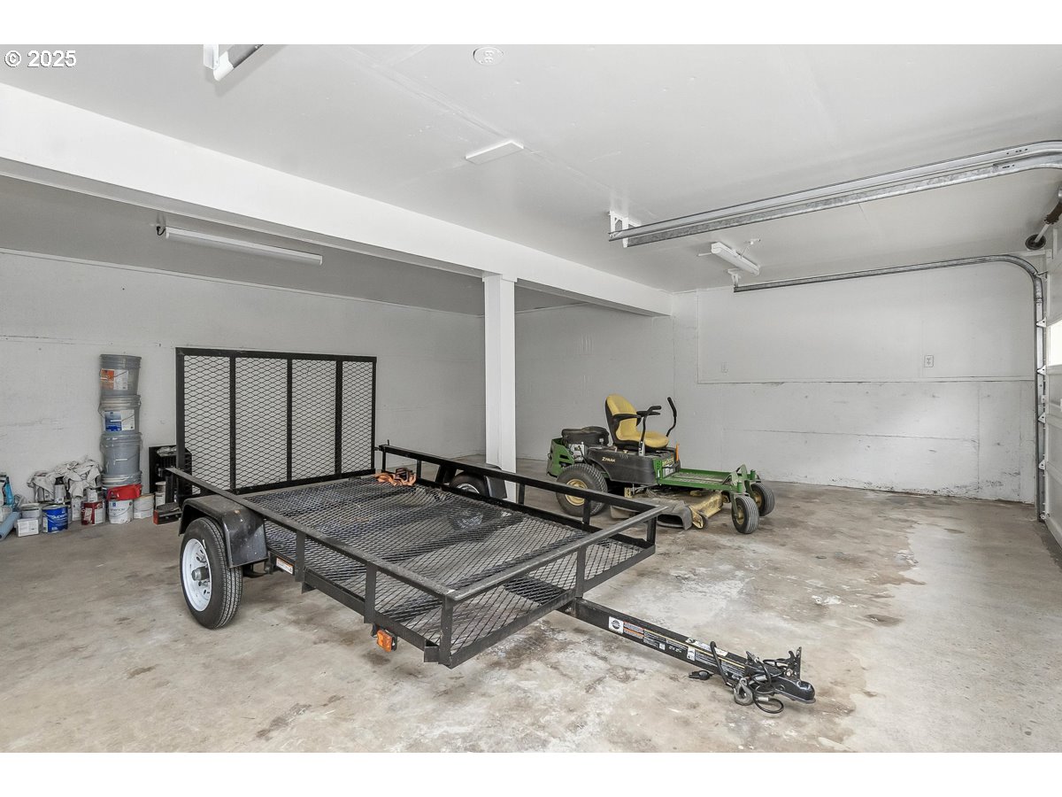 11639 Southwest Champlin Lane Beaverton, OR 97007 - Photo 30 of 35