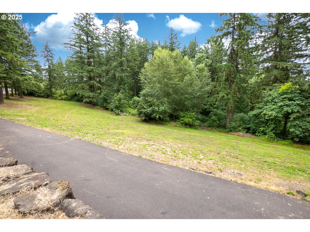 11639 Southwest Champlin Lane Beaverton, OR 97007 - Photo 31 of 35