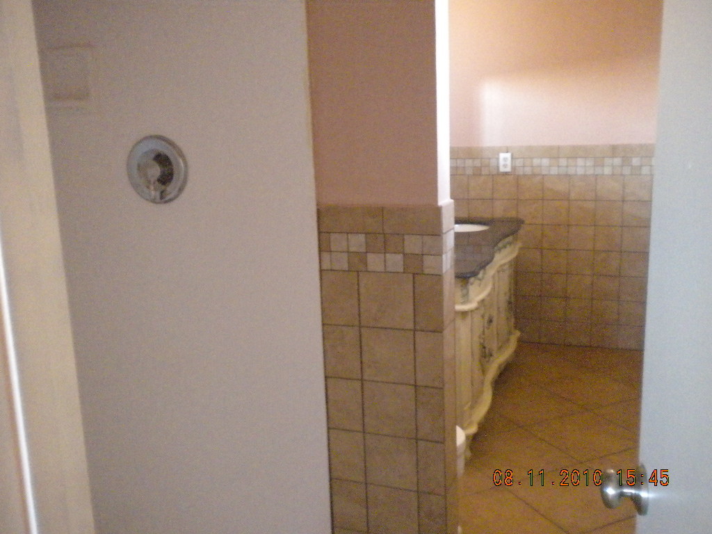 25914 West Baseline Road Buckeye, AZ 85326 - Photo 9 of 10 Bathroom