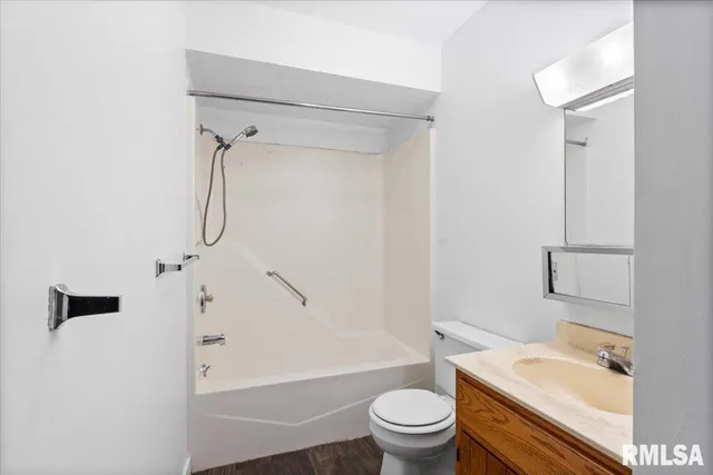 $599,900 | 2875 Taylor Avenue, Springfield, IL 62703