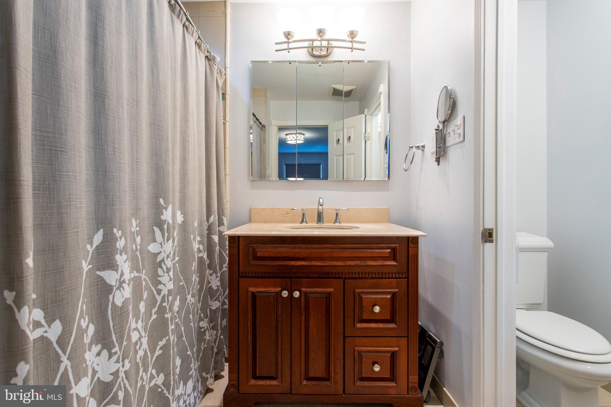 635 Forest Road Wayne, PA 19087 - Photo 16 of 34