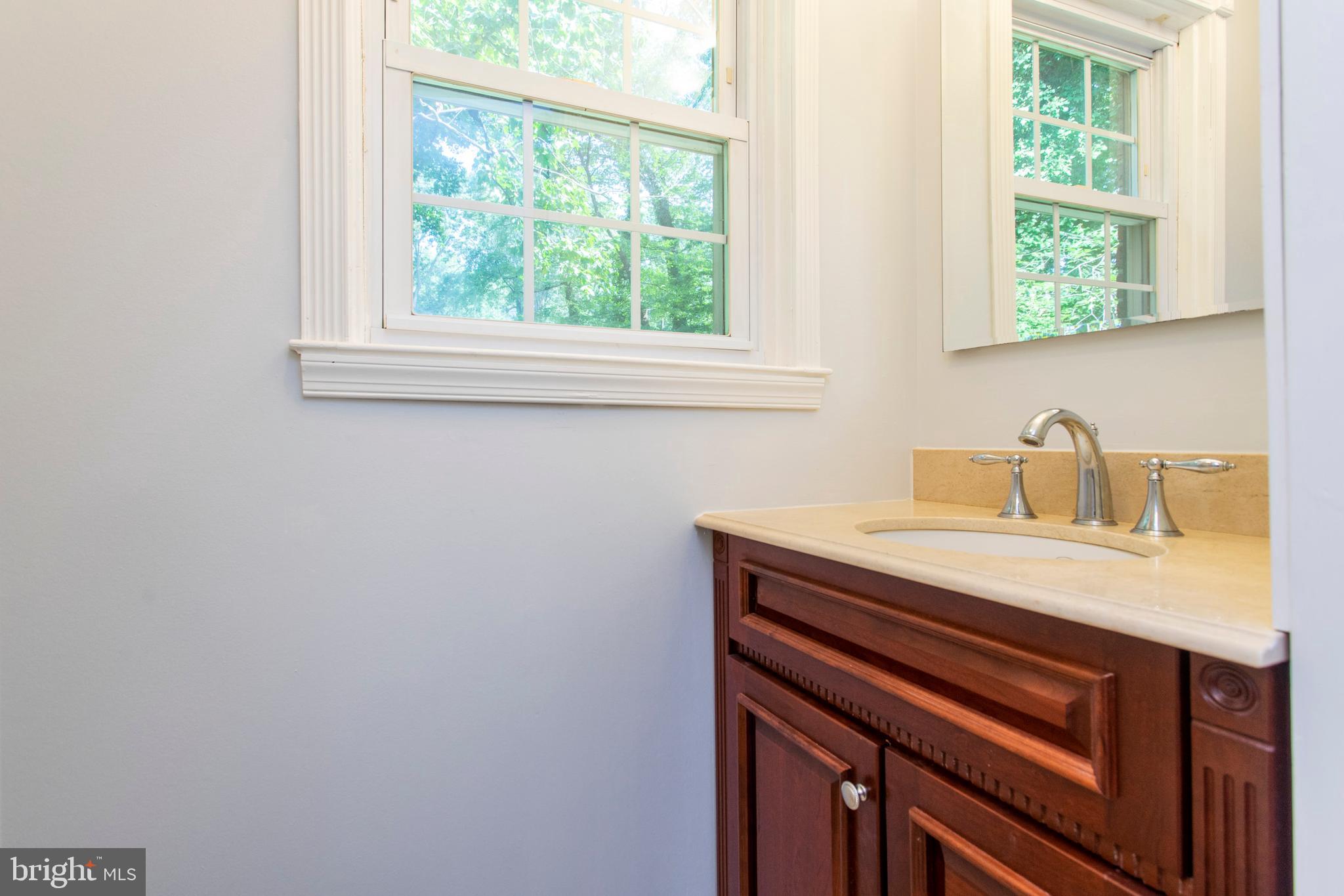 635 Forest Road Wayne, PA 19087 - Photo 17 of 34