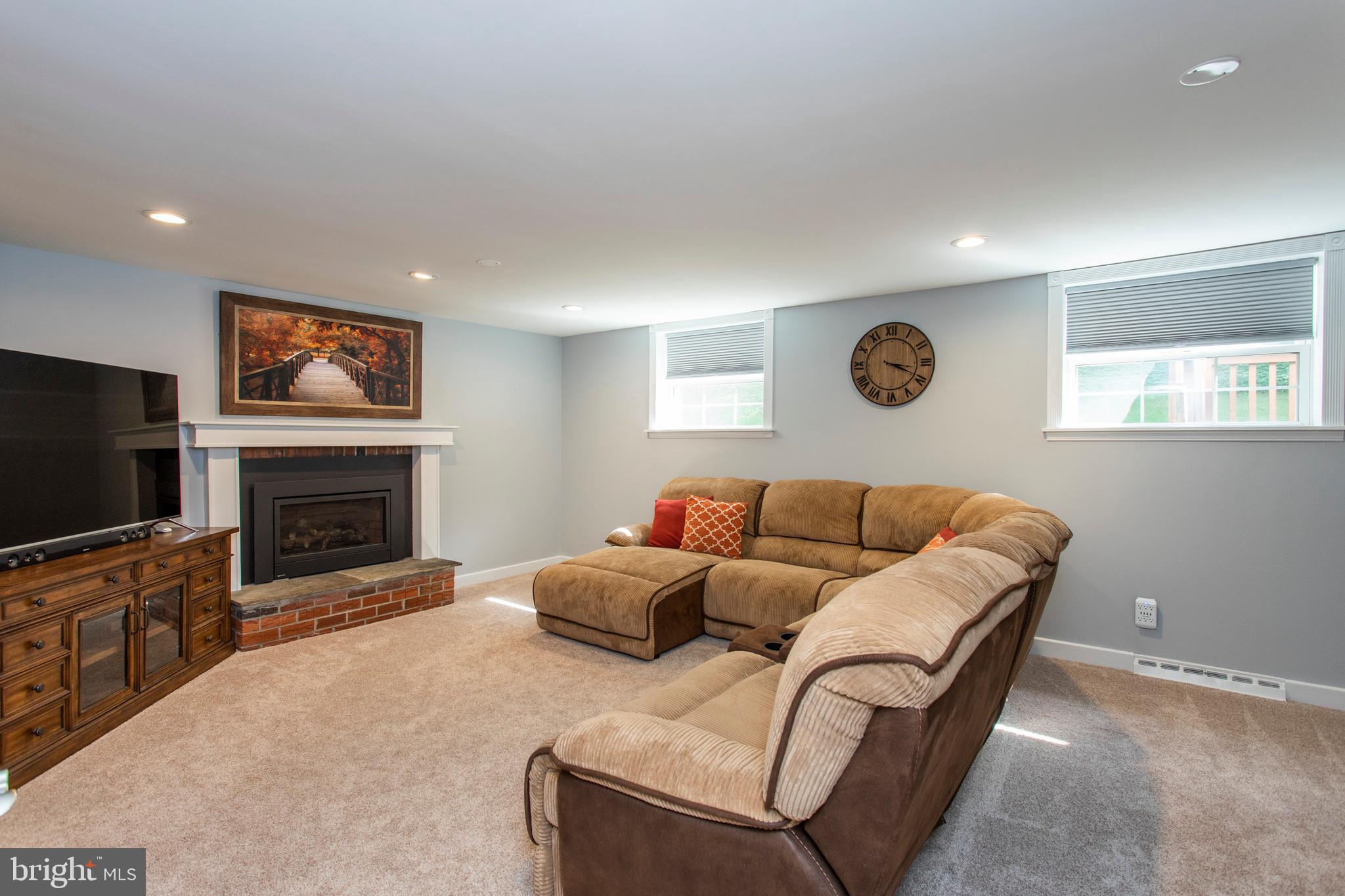 635 Forest Road Wayne, PA 19087 - Photo 22 of 34