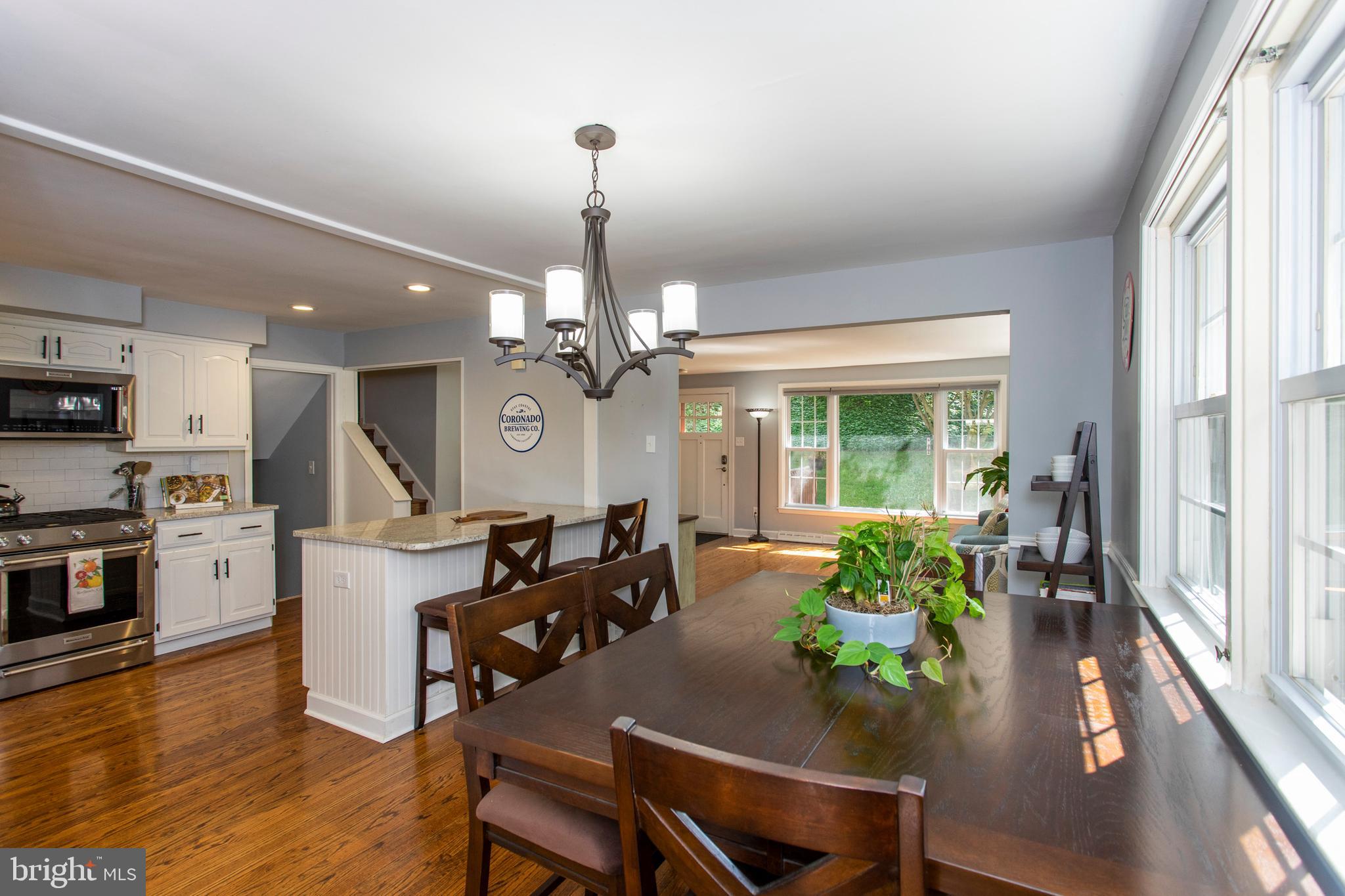635 Forest Road Wayne, PA 19087 - Photo 7 of 34