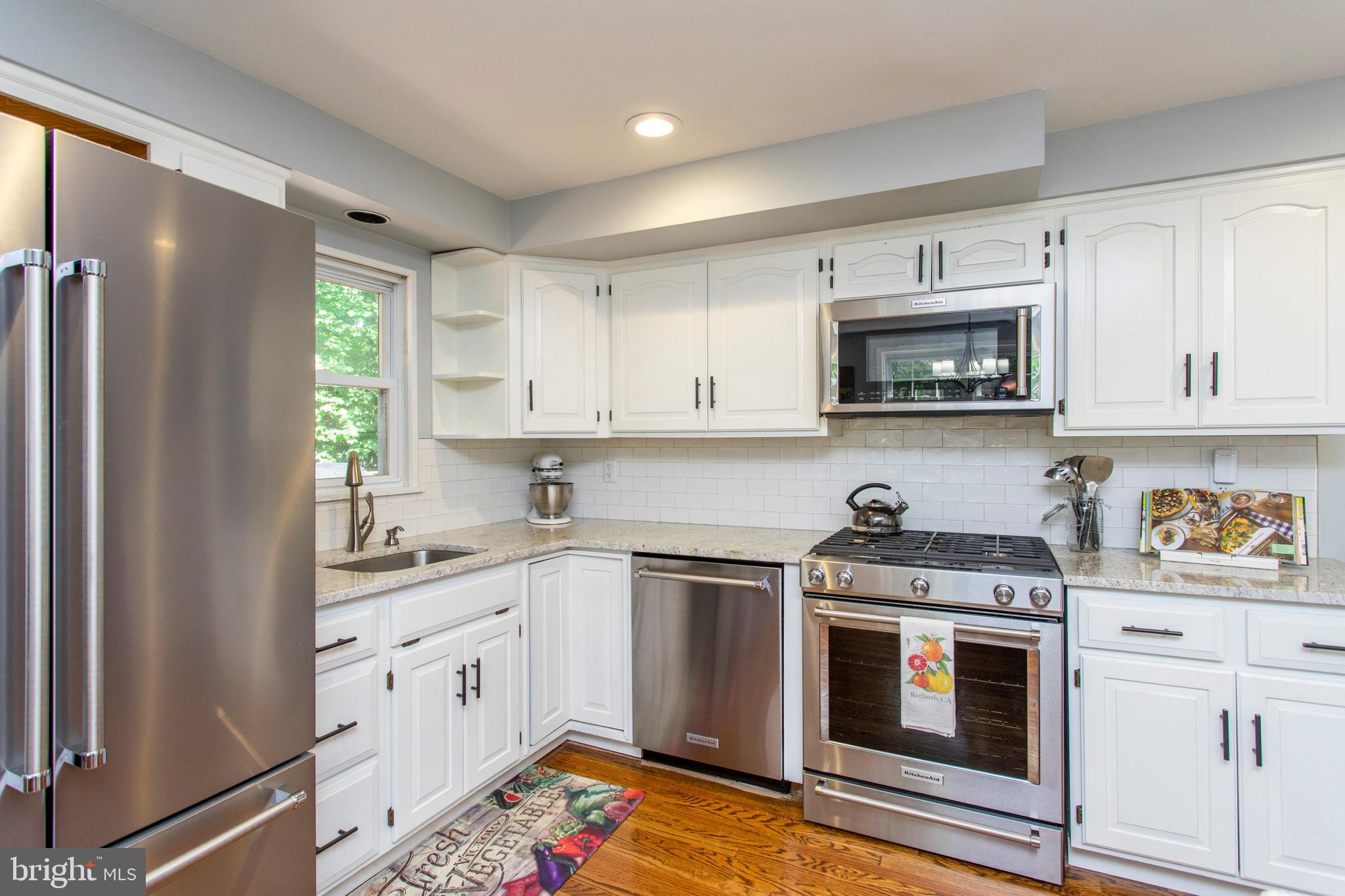 635 Forest Road Wayne, PA 19087 - Photo 10 of 34