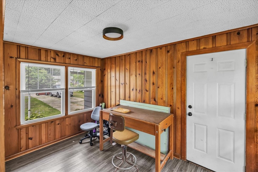 336 North Country Club Road Decatur, IL 62521 - Photo 5 of 26 Gallery Image 5