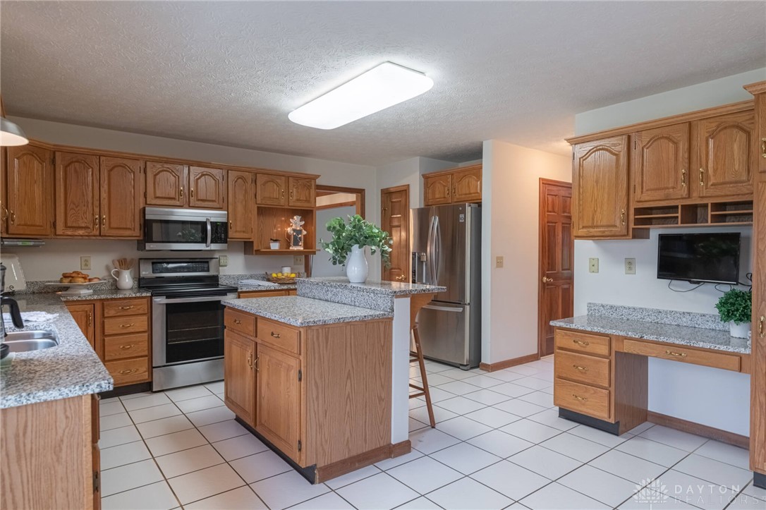 2754 West Pekin Road Springboro, OH 45066 - Photo 16 of 48 Gallery Image 16