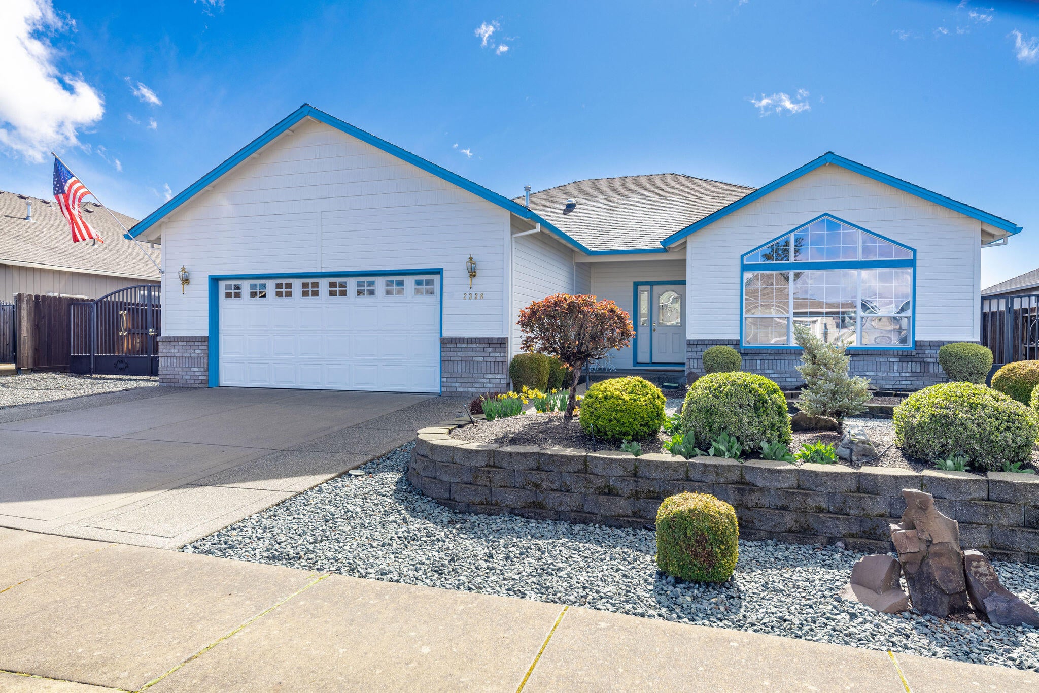 2338 Rabun Way Central Point, OR 97502 - Photo 31 of 39 HD-10