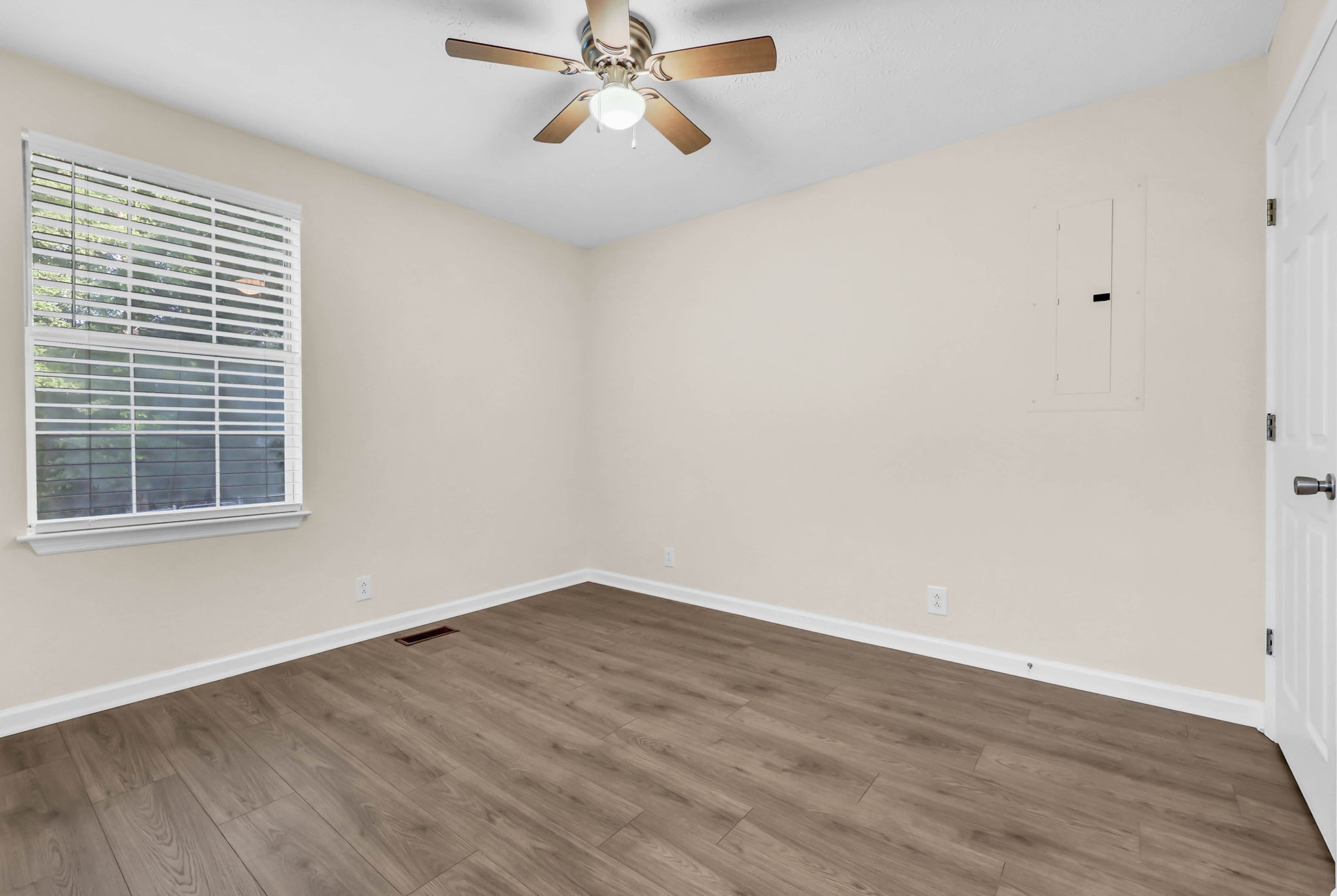 1210 Valley View Road Ashland City, TN 37015 - Photo 14 of 29 Gallery Image 14
