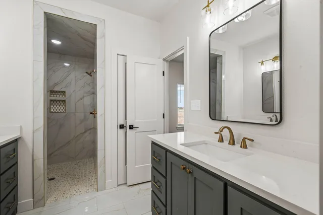 a view of a bathroom