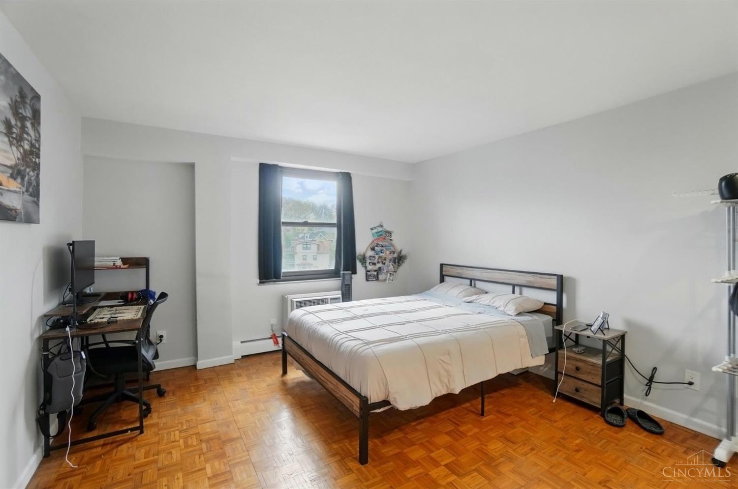 1815 William Howard Taft Road, Unit 702 Cincinnati, OH 45206 - Photo 18 of 35