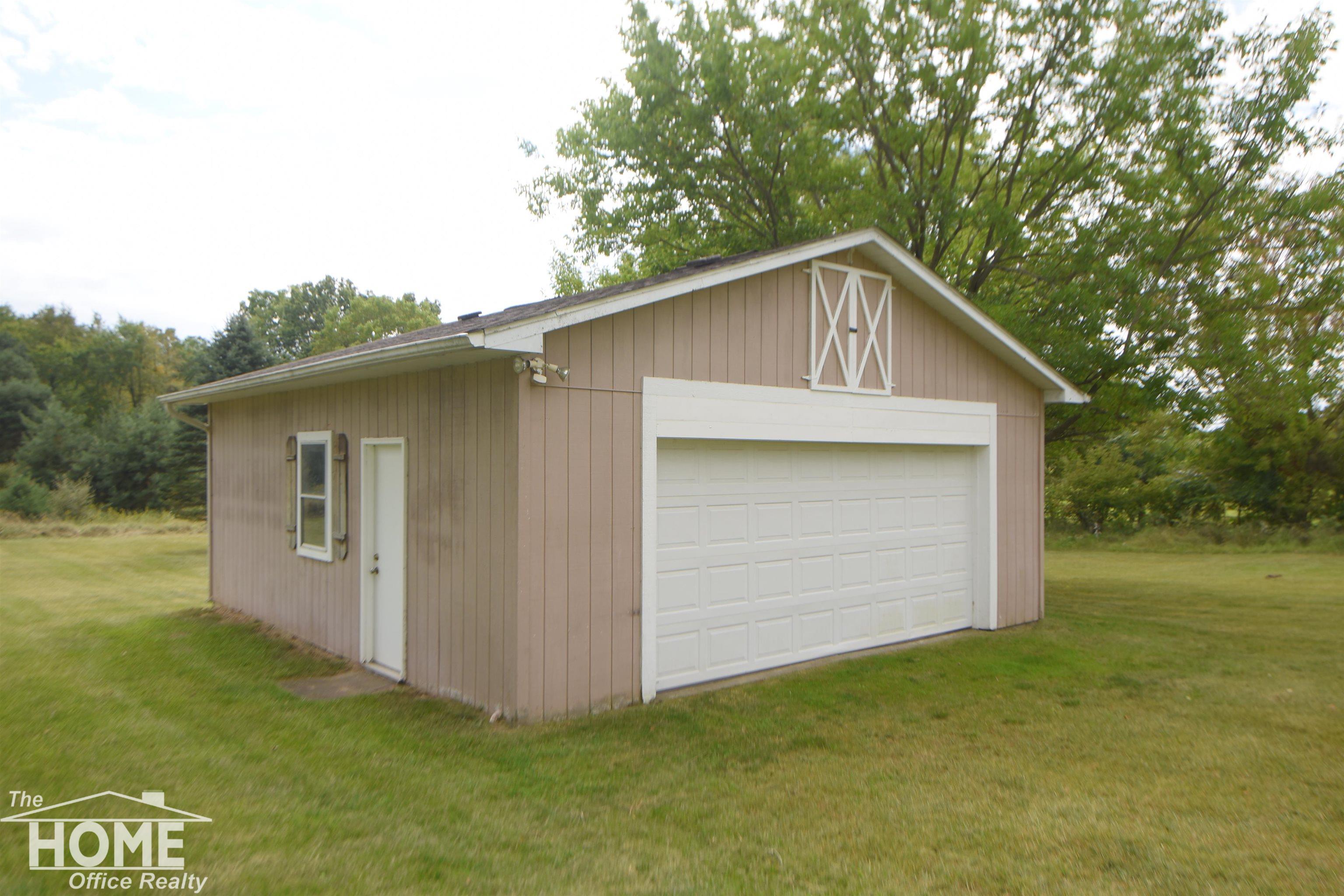 8672 Cole Road Durand, MI 48429 - Photo 27 of 31