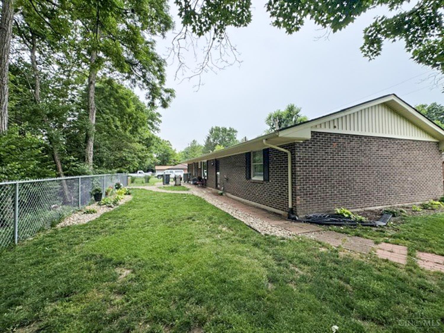 1730 South Weaver Road Okeana, OH 45053 - Photo 8 of 23