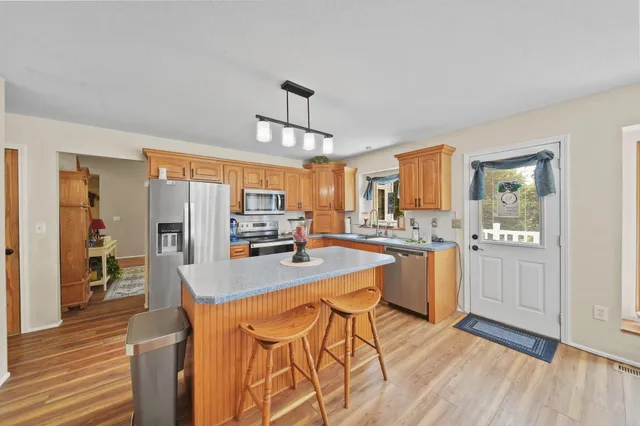 $899,000 | 10525 Antcliff Road, Brooklyn, MI 49230