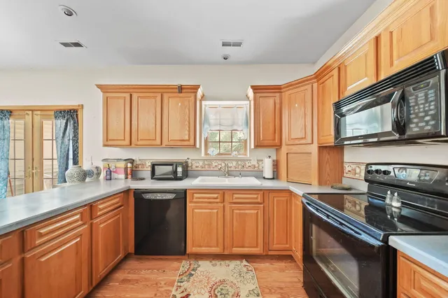 $899,000 | 10525 Antcliff Road, Brooklyn, MI 49230