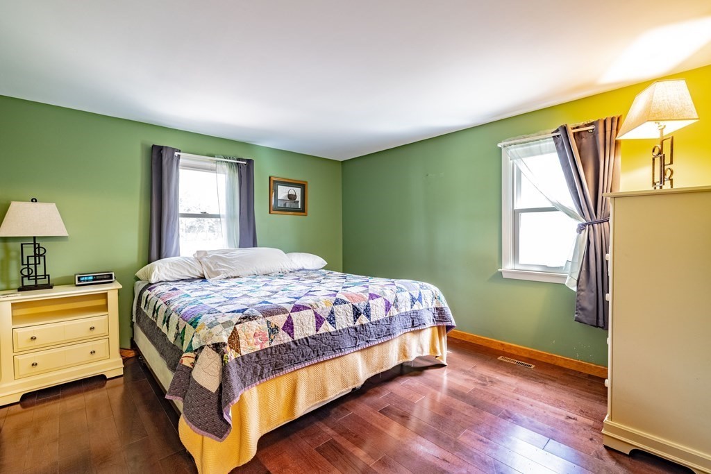 41 Saffron Circle Springfield, MA 01129 - Photo 12 of 30