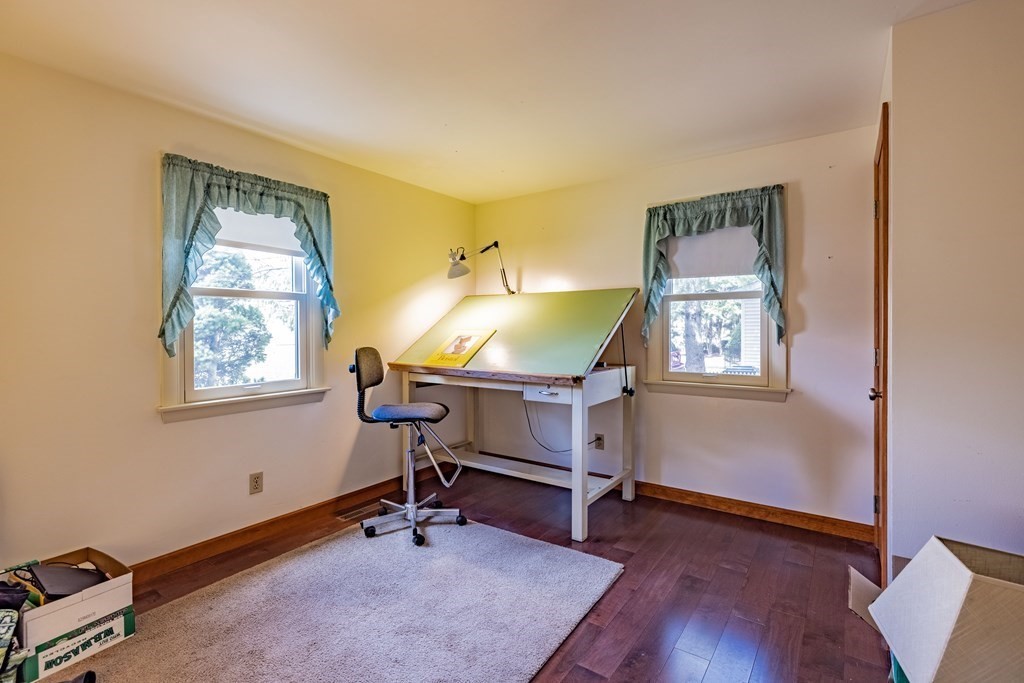 41 Saffron Circle Springfield, MA 01129 - Photo 20 of 30