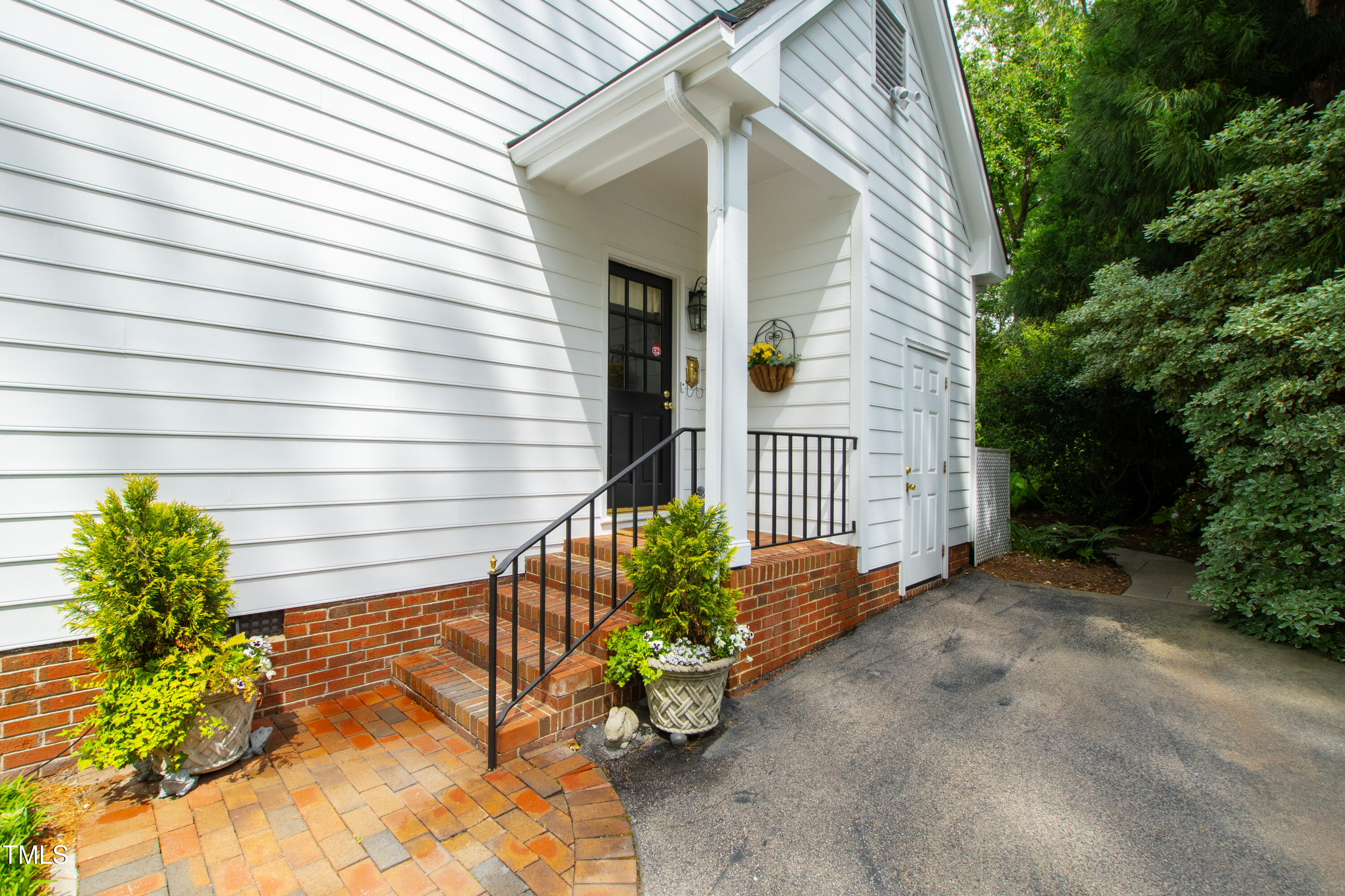 1904 Victoria Road Raleigh, NC 27608 - Photo 52 of 63 14