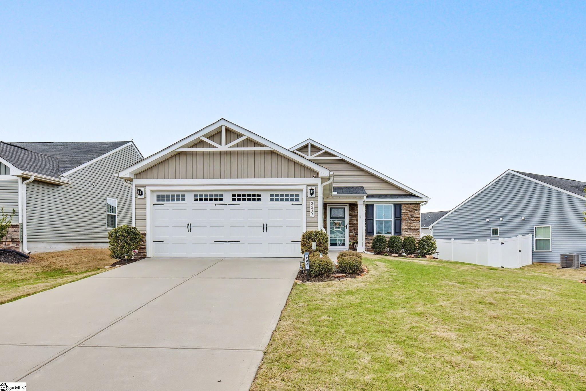 2231 Hemming Way Inman, SC 29349 - Photo 2 of 31