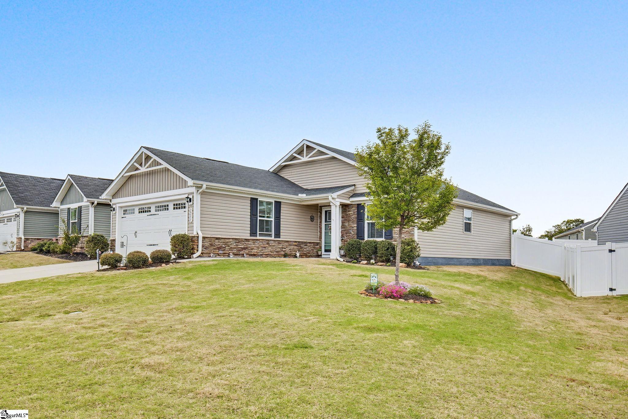 2231 Hemming Way Inman, SC 29349 - Photo 3 of 31