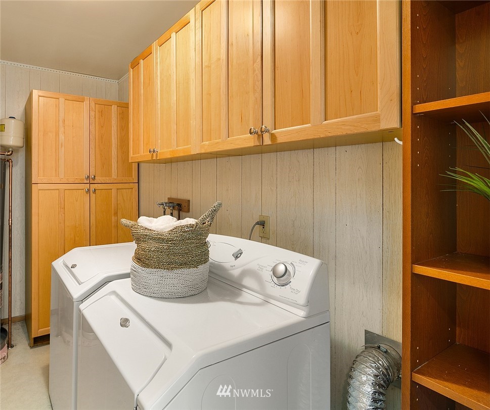9502 224th Street Southwest Edmonds, WA 98020 - Photo 13 of 19 Gallery Image 13