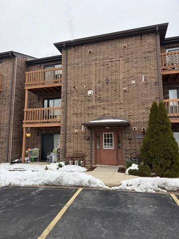 $1,750 | 2264 Abbeywood Drive, Unit B, Lisle, IL 60532