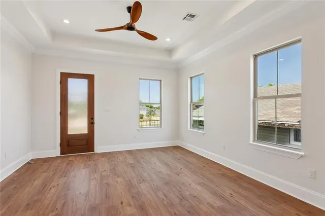 $3,000 | 606 Whitney Avenue, New Orleans, LA 70114