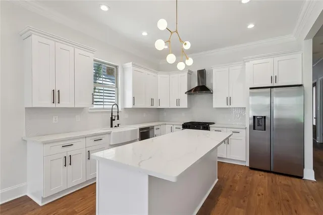 $3,000 | 606 Whitney Avenue, New Orleans, LA 70114