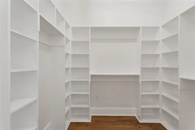 $3,000 | 606 Whitney Avenue, New Orleans, LA 70114